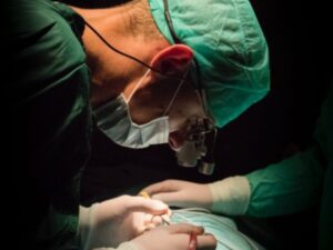 Best General Surgeon in Delhi for Safe Treatment