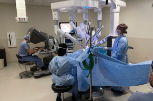 Surgeon performing robotic surgery in Delhi operating theatre